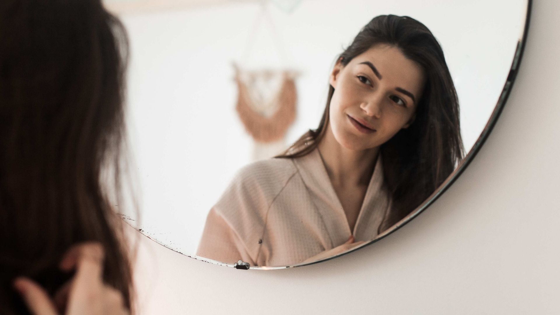 Your Skin Is Talking. Are You Listening? 8 Signs